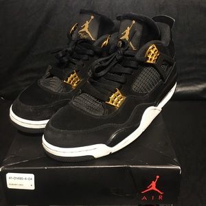 🚨🚨 SOLD 🚨🚨Nike Air Jordan 4 Retro “Royalty”